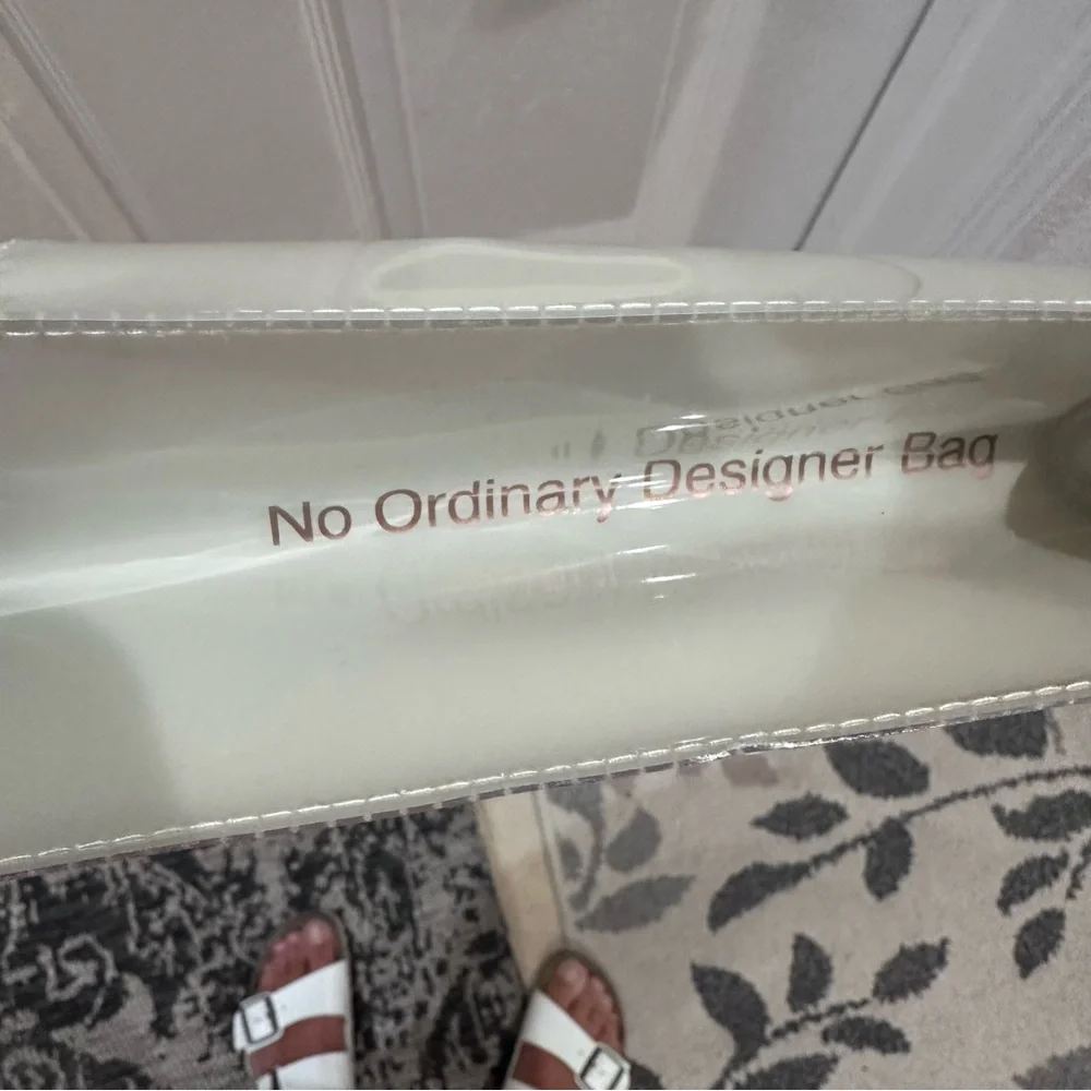 Ted Baker Alacon White Elegant Tote Bag - Picture 8 of 8